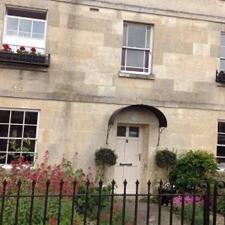 Wisteria House B&B 치펜햄 외부 사진