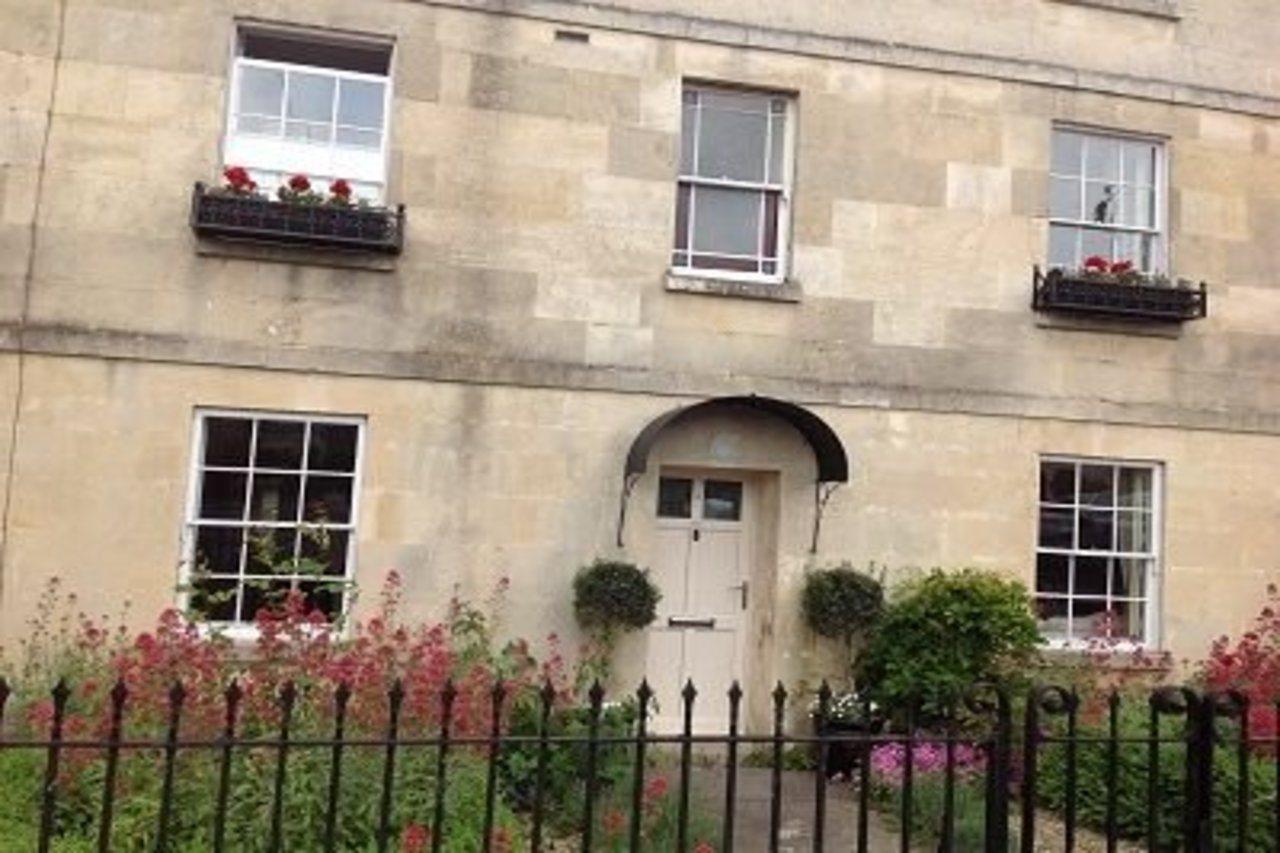 Wisteria House B&B 치펜햄 외부 사진